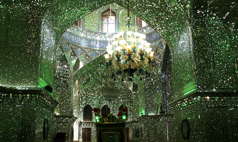 Interiorul unei moschei din Shiraz, Iran