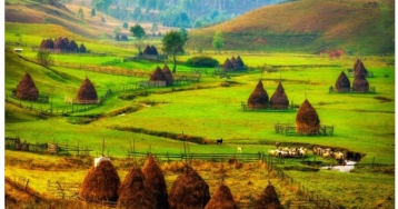 Frumusetile Romaniei: 7 obiective pe care trebuie sa le vizitezi macar o data in viata! Frumusetile Romaniei: 7 obiective pe care trebuie sa le vizitezi macar o data in viata!
