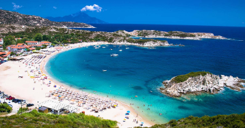 Halkidiki 2026: Ghid complet cu cele mai fascinante locuri de vizitat, plaje și hoteluri