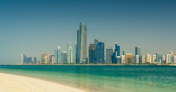 Top 10 atractii turistice in Abu Dhabi: Descopera destinatia care iti transformă calatoria intr-o experienta memorabila