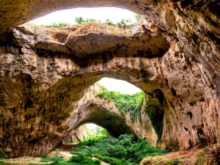  Excursie Plevna - Lovech - Pestera Devetashka - Cascadele Krushuna | 1 zi - autocar | 2025 