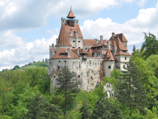  Excursie Bran si Festivalul Branzei si Pastramei 