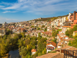  Excursie Veliko Tarnovo - Muzeul Etnografic Etar | 1 zi - autocar | 2025 
