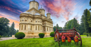 Excursie Arges - Istorie si legenda | 1 zi autocar | 2021 Excursie Arges - Istorie si legenda | 1 zi autocar | 2021
