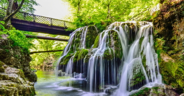 Excursie Cazanele Dunarii - Herculane - Cascada Bigar | 2 zile autocar | 2022 Excursie Cazanele Dunarii - Herculane - Cascada Bigar | 2 zile autocar | 2022