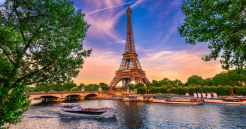 Paris - Versailles - Fontainbleau - Valea Loirei | 5 zile - Avion | 2022 Paris - Versailles - Fontainbleau - Valea Loirei | 5 zile - Avion | 2022