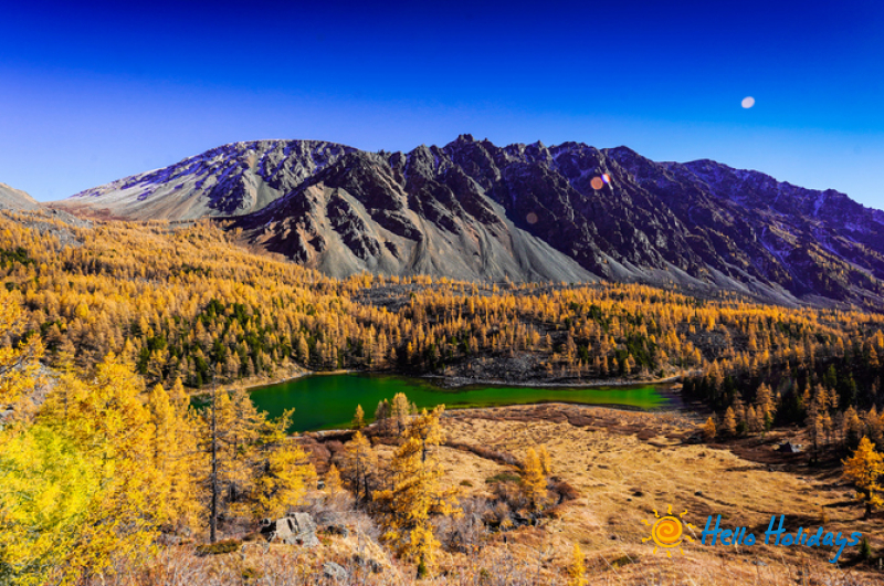 Excursie Lacul de Smarald - Vulcanul Racos - Castelul Sükösd-Bethlen - Cetatea Rupea  | 1 zi - autocar | 2025