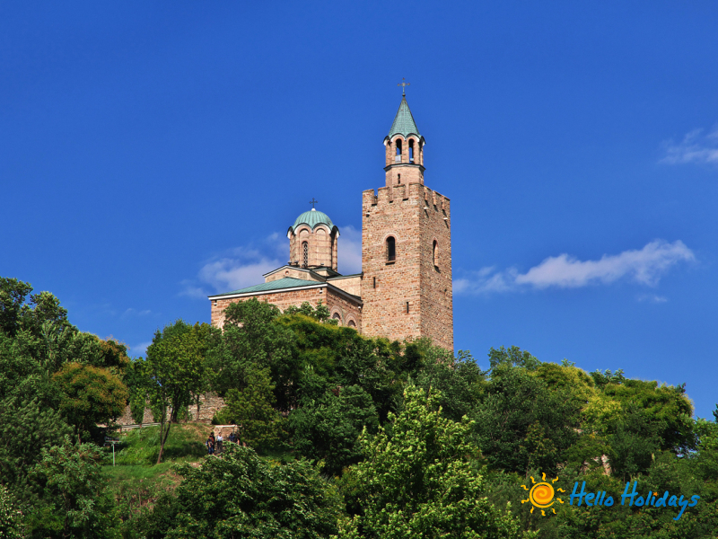 Excursie Veliko Tarnovo - Mini Bulgaria Park | 1 zi - autocar | 2025 Excursie Veliko Tarnovo - Mini Bulgaria Park | 1 zi - autocar | 2025