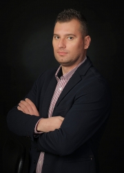 IONUȚ GAGIU IONUȚ GAGIU