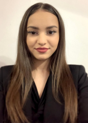 LARISA DOROFTEI LARISA DOROFTEI