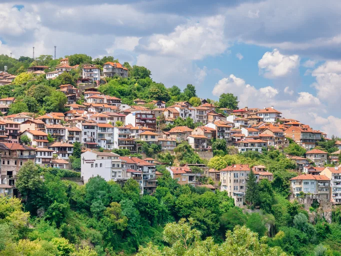 Excursie Veliko Tarnovo - Muzeul Etnografic Etar | 1 zi - autocar | 2026