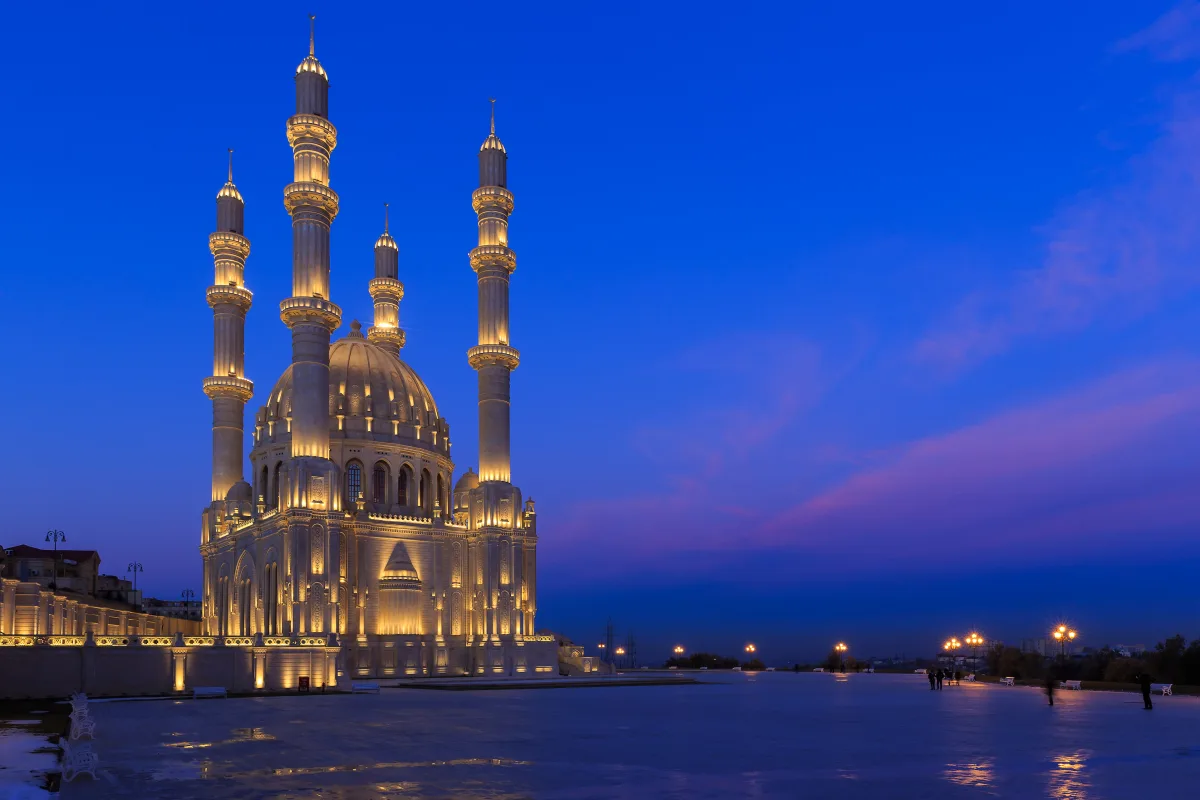 Circuit Azerbaijan – Georgia – Armenia | 11 zile - avion | 2026-2027