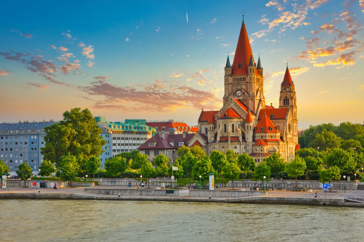 Circuit Budapesta - Viena | 5 zile - Autocar | 2027