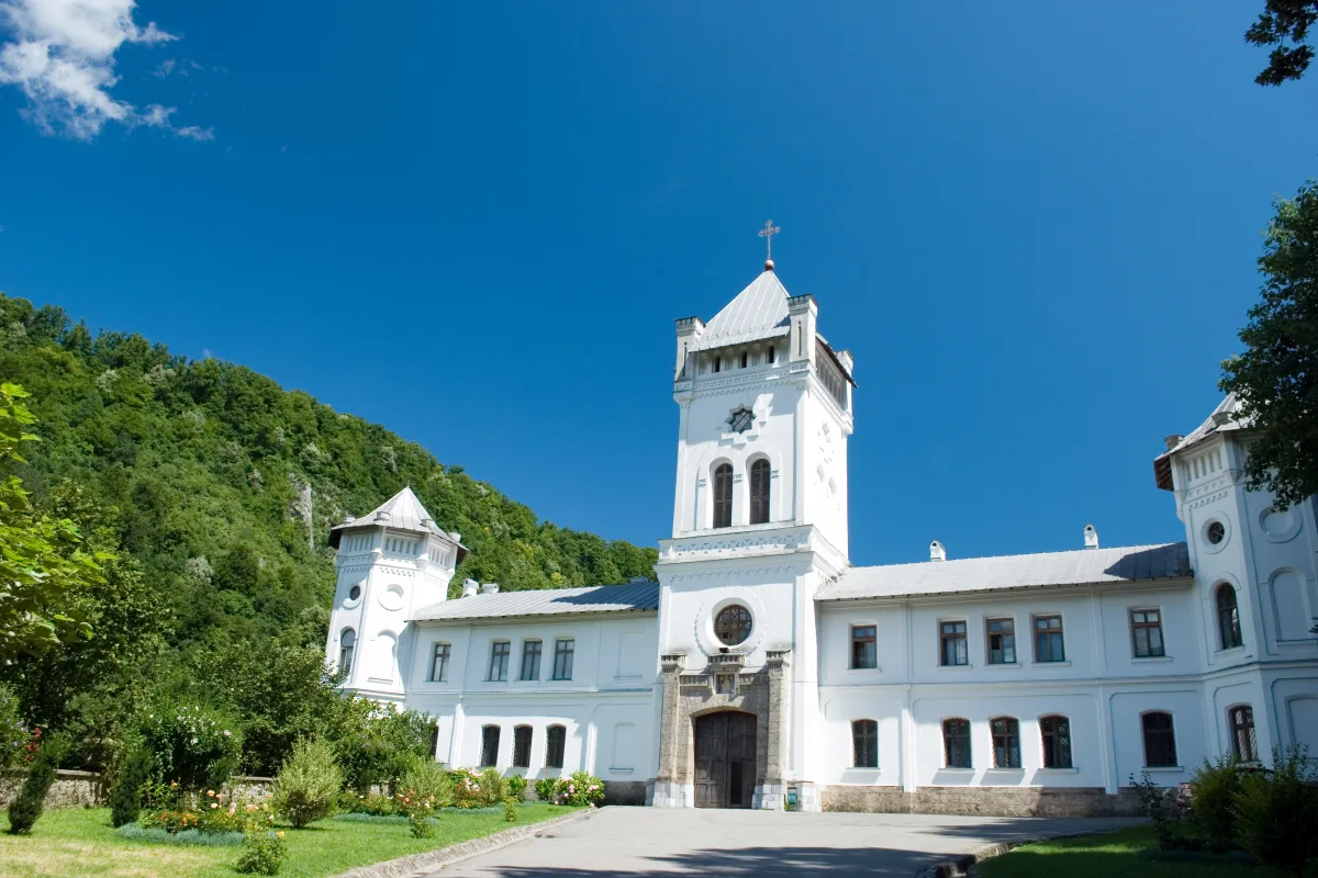 Circuit Nordul Olteniei - Belgrad - Timisoara | 5 zile - Autocar | 2027