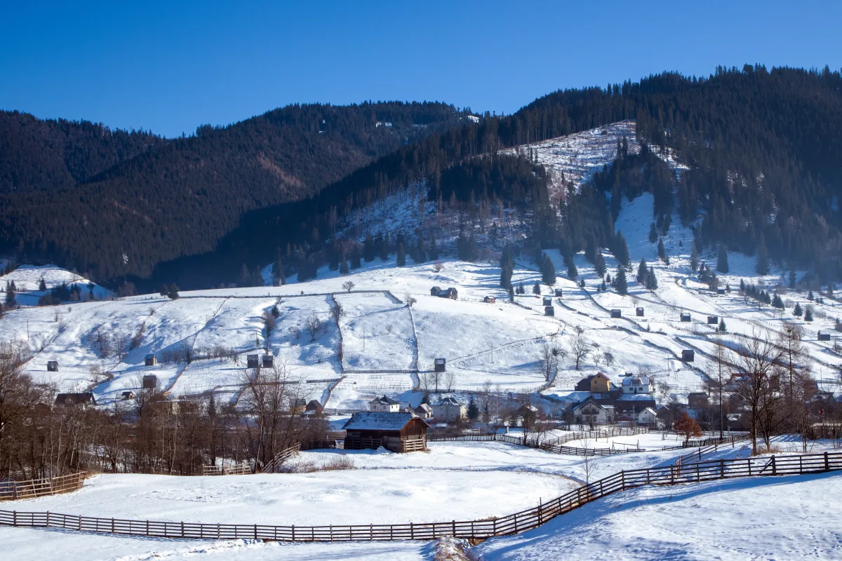 Circuit 1 Decembrie Bucovina | 4 zile - Autocar | 2026