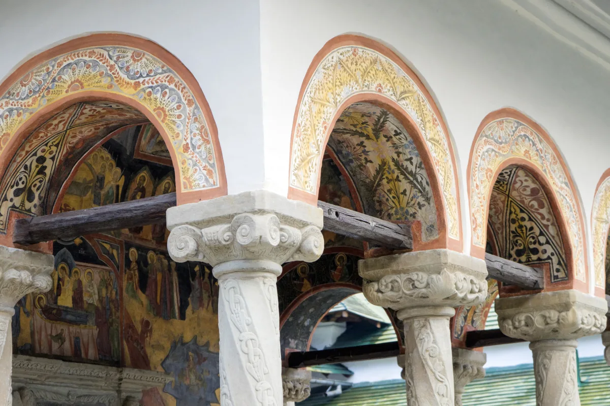 Excursie O Zi, Cinci Comori: Prahova Culturala | 1 zi - autocar | 2026