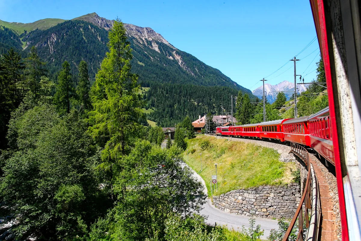 Circuit Italia de Nord - Elvetia & Bernina Express | 6 zile - avion | 2027