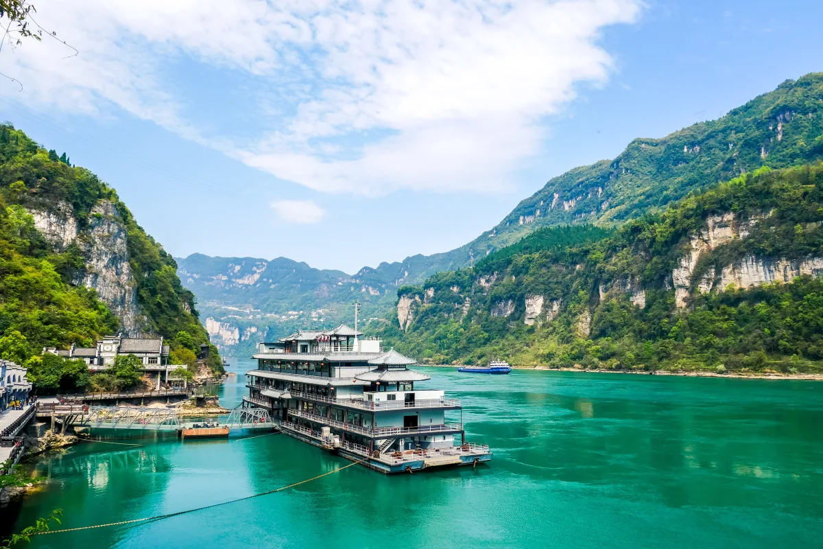 Circuit China - Croaziera pe Yangtze & Muntii Avatar | 15 zile - Avion | 2027
