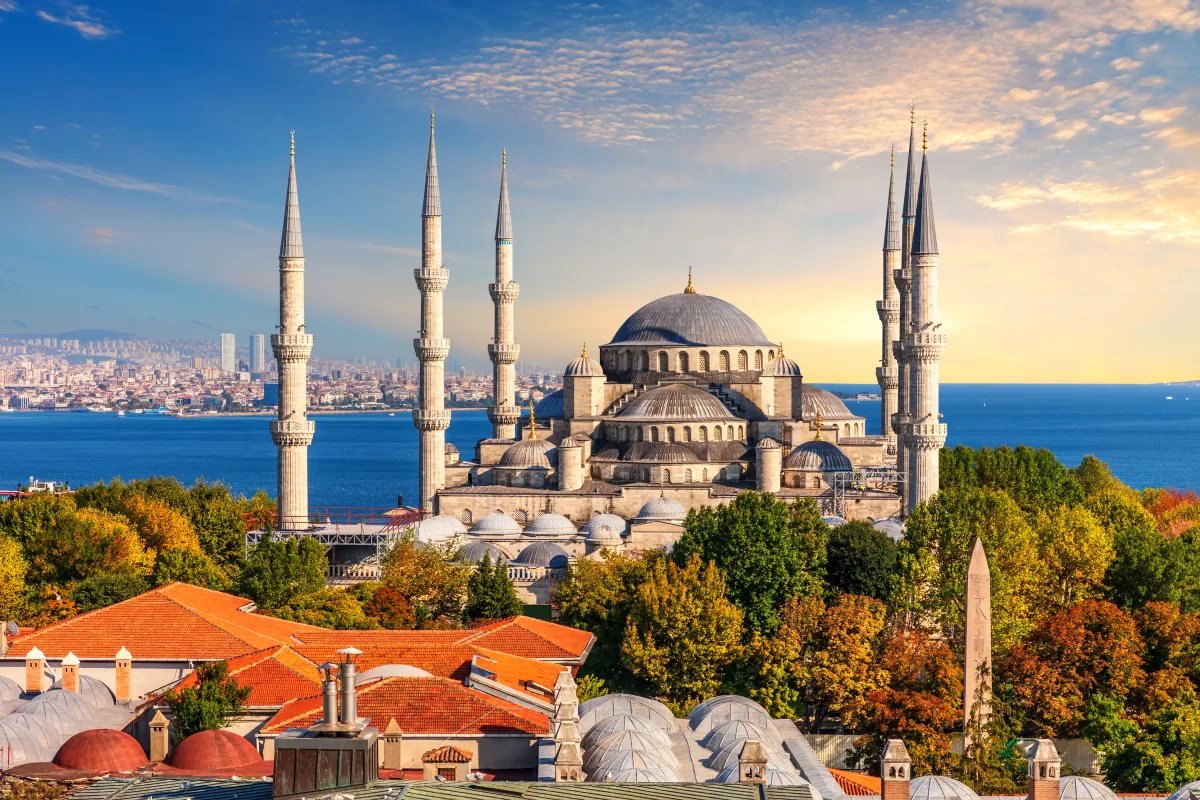 Circuit Istanbul - Comoara de pe doua continente | 5 zile - Autocar | 2026 - Hotel Istanbul Royal 3*/similar