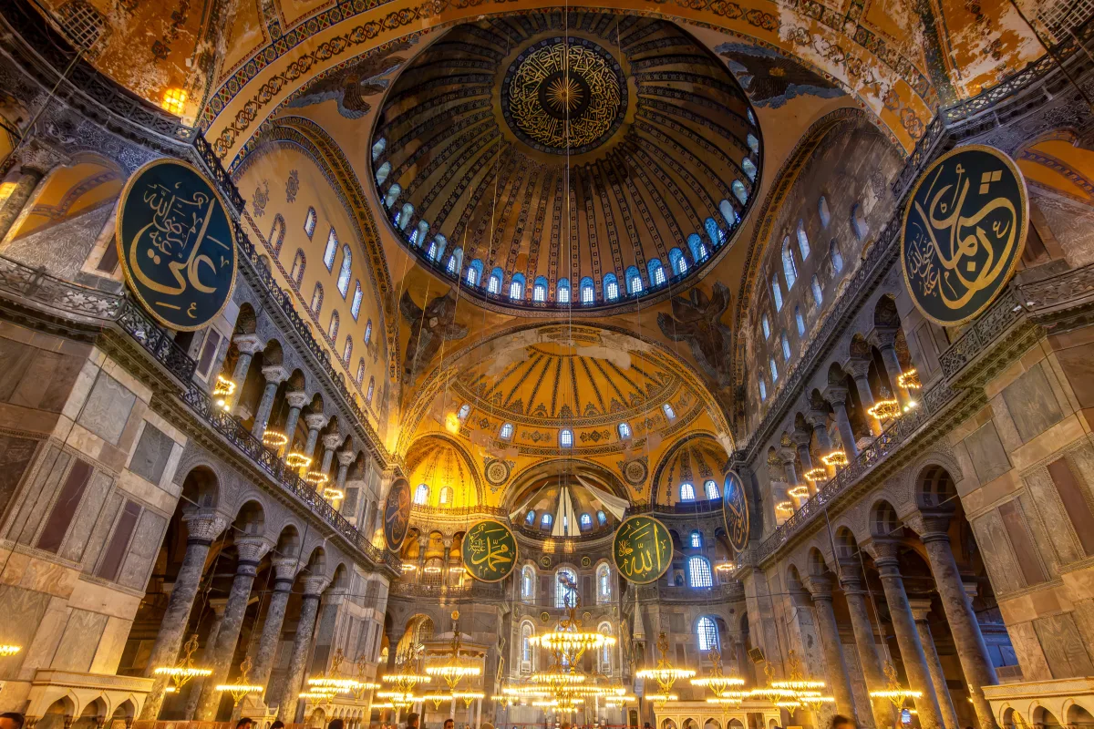 Revelion Istanbul 2027 - Hotel The Parma Downtown 4*/ Buyuk Sahinler 4*/ similar | 5 zile - Autocar