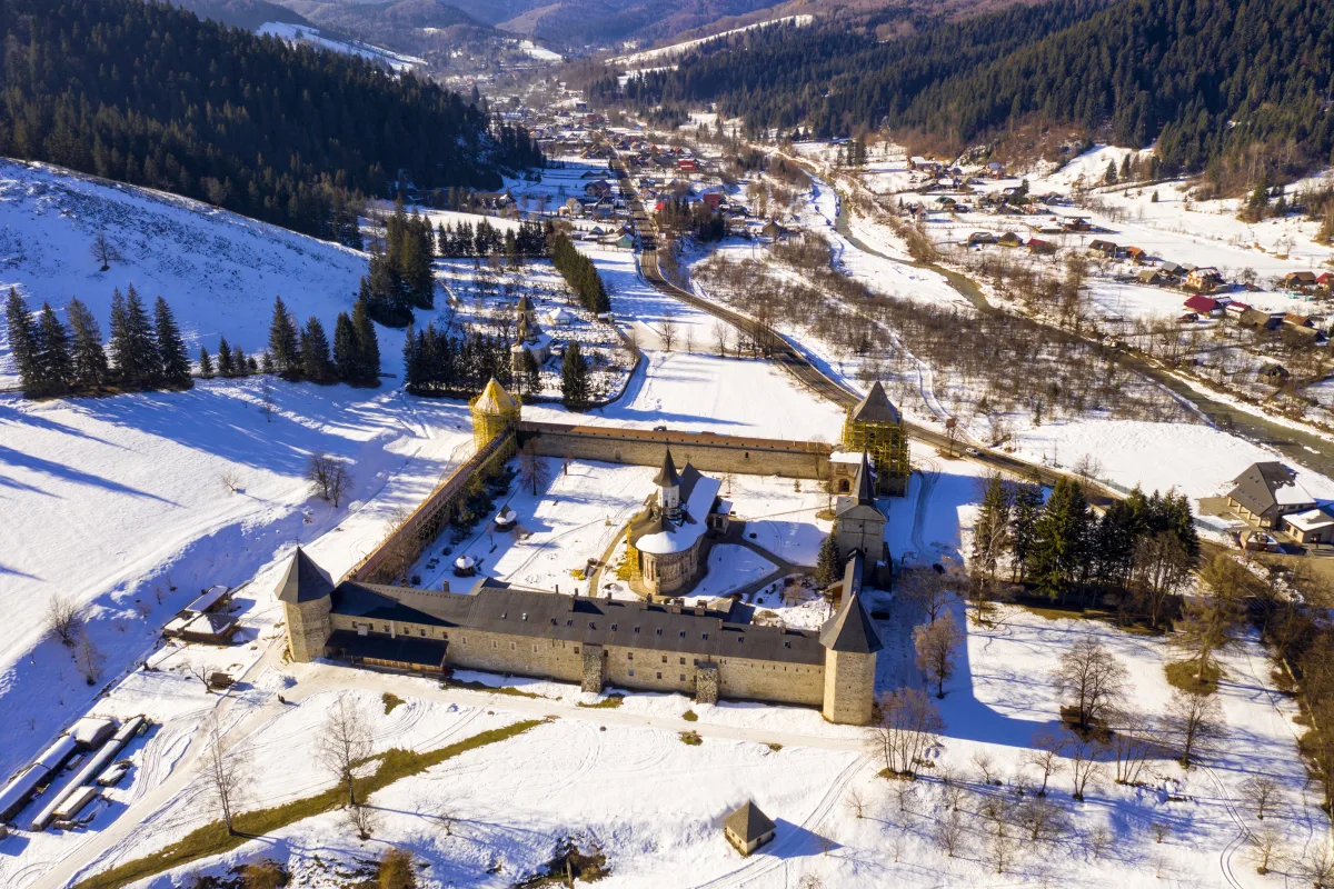 Circuit 1 Decembrie Bucovina | 4 zile - Autocar | 2026