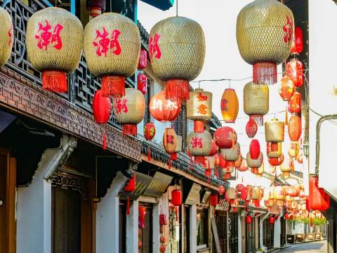 Circuit China Esentiala: De la Shanghai la Marele Zid | 9 zile - Avion | 2027