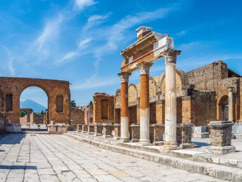 Circuit Puglia si Coasta Amalfitana | 7 zile - Avion | 2027