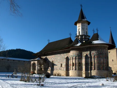 Circuit 1 Decembrie Bucovina | 4 zile - Autocar | 2026