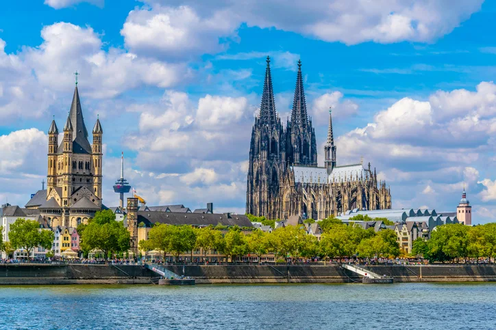 Carnaval Köln: Festivalul Mastilor pe Rin | 5 zile - Avion | 2027